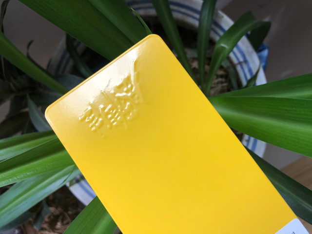 Revêtement en poudre époxy/polyester Ral 1021, peinture en poudre jaune, pulvérisation électrostatique résistante à l'usure, revêtement en poudre thermodurcissable