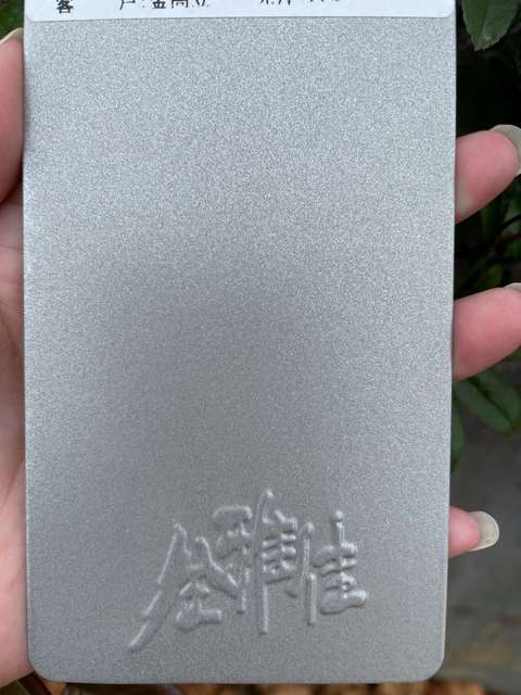 Revêtement en aluminium de poudre de résine époxyde de polyester thermodurcissable électrostatique de peinture de jet de couleur de Ral