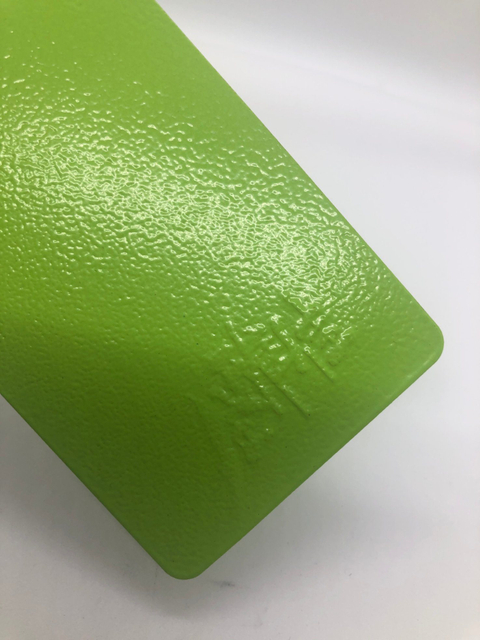 Fabrication de poudre de revêtement en poudre pour équipement de porte métallique Chine Fournisseur Résine de polyester époxy Peinture de revêtement en poudre hybride solide électrostatique