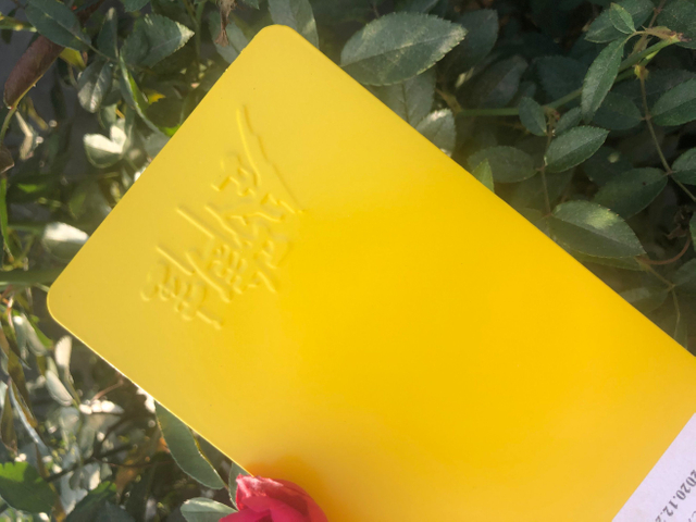Revêtement de moyeu en poudre mate en métal jaune solide en polyester à la mode