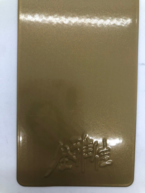 Pigments de revêtement par pulvérisation de poudre de polyester métallique électrostatique pour poudre de revêtement par pulvérisation