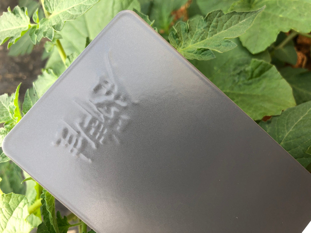 Souper nivelant la peinture en poudre de revêtement en poudre à haute brillance pour la surface métallique en aluminium